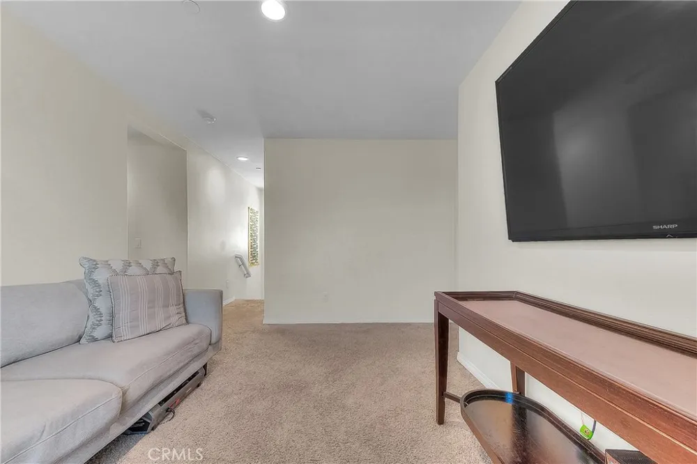 7205 Crescendo Lane Fontana, CA 92336
