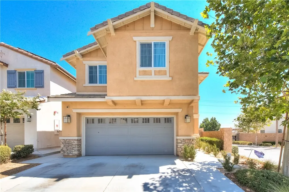 7205 Crescendo Lane Fontana, CA 92336