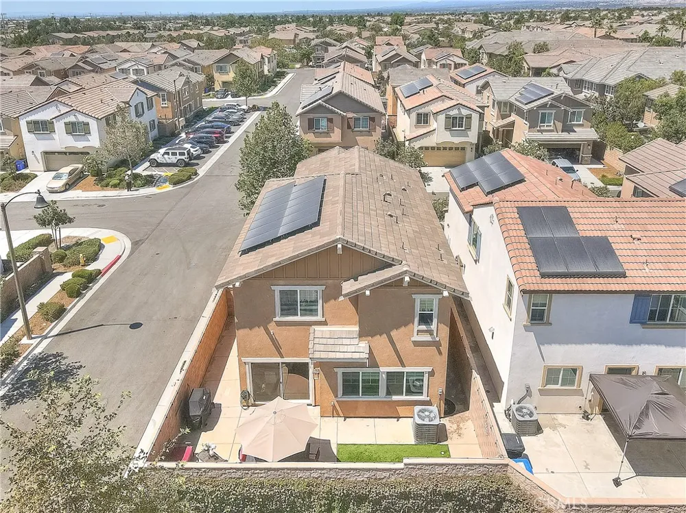 7205 Crescendo Lane Fontana, CA 92336