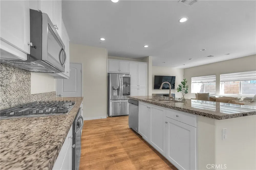 7205 Crescendo Lane Fontana, CA 92336