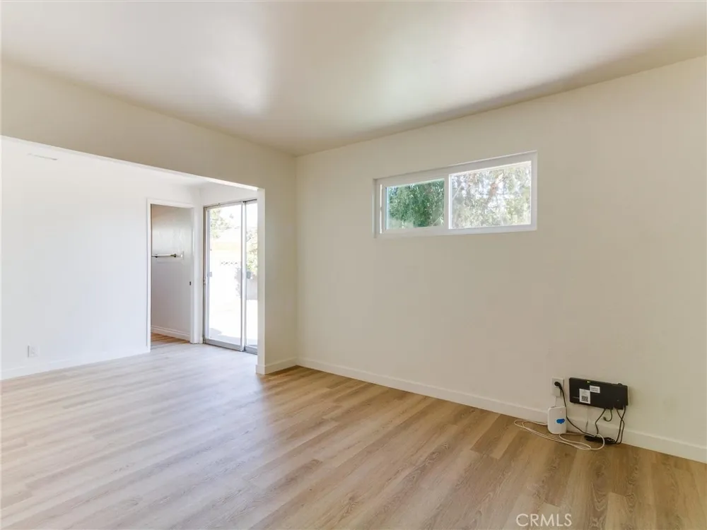 21443 Verne Avenue Lakewood, CA 90715