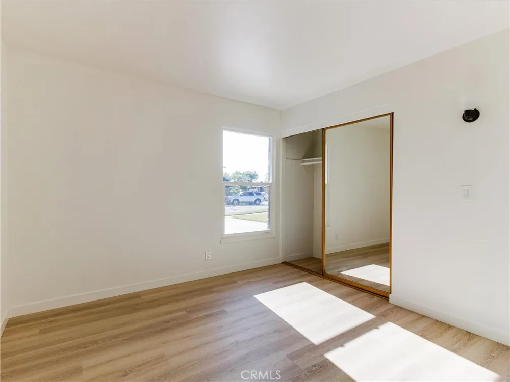 21443 Verne Avenue Lakewood, CA 90715