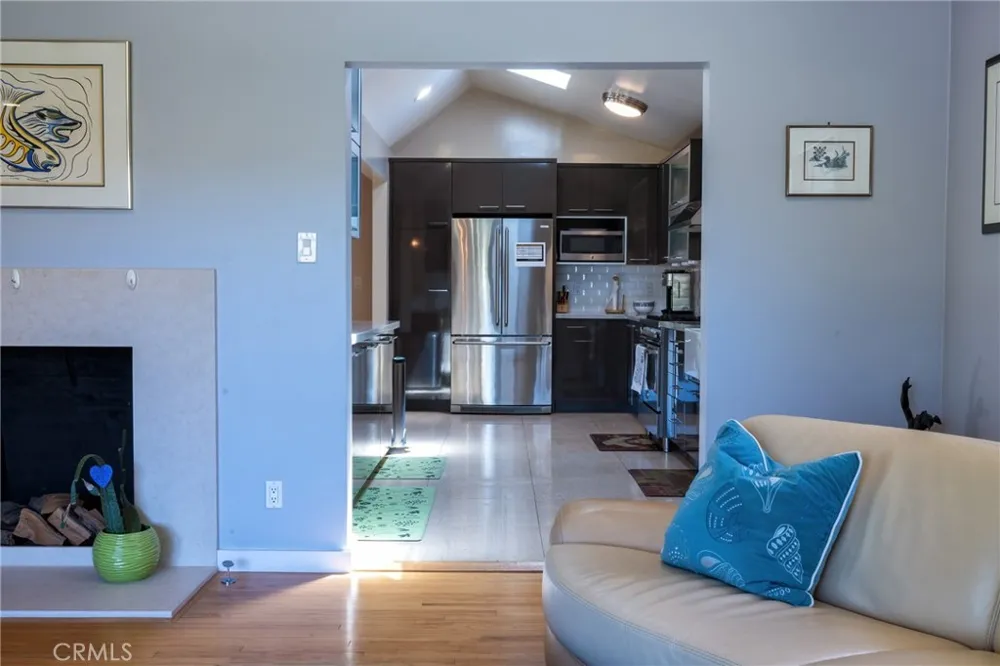 5220 E Los Flores Street Long Beach, CA 90815