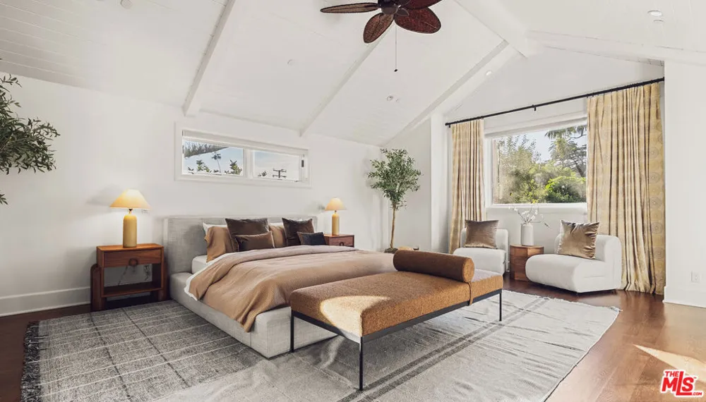 233 Marguerita Avenue Santa Monica, CA 90402
