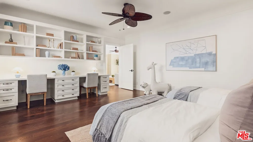 233 Marguerita Avenue Santa Monica, CA 90402