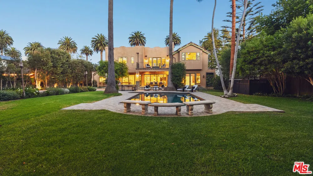 233 Marguerita Avenue Santa Monica, CA 90402