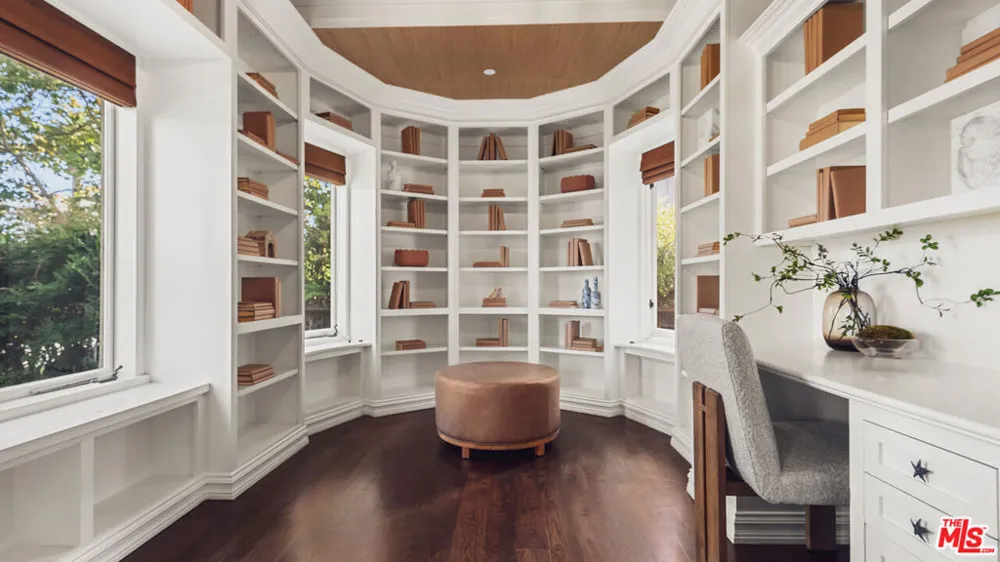 233 Marguerita Avenue Santa Monica, CA 90402
