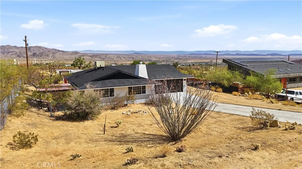 60940 Navajo Joshua Tree, CA 92252