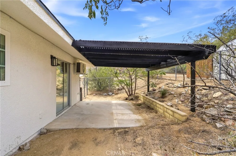 60940 Navajo Joshua Tree, CA 92252