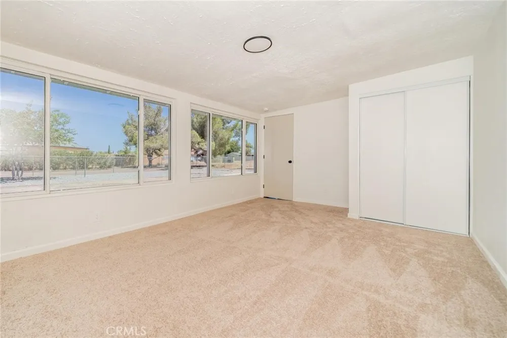11172 Caribou Avenue Apple Valley, CA 92308