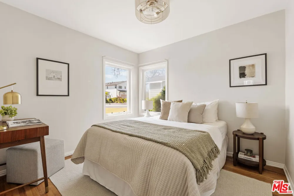 8372 Stewart Avenue Los Angeles, CA 90045