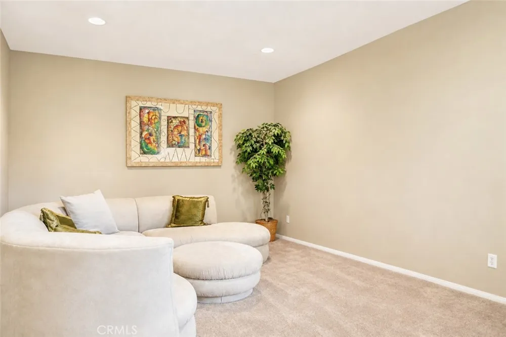 13425 Running Deer Eastvale, CA 92880