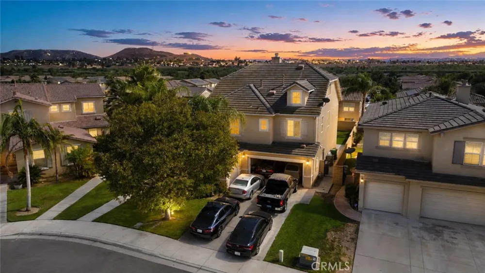 13425 Running Deer Eastvale, CA 92880