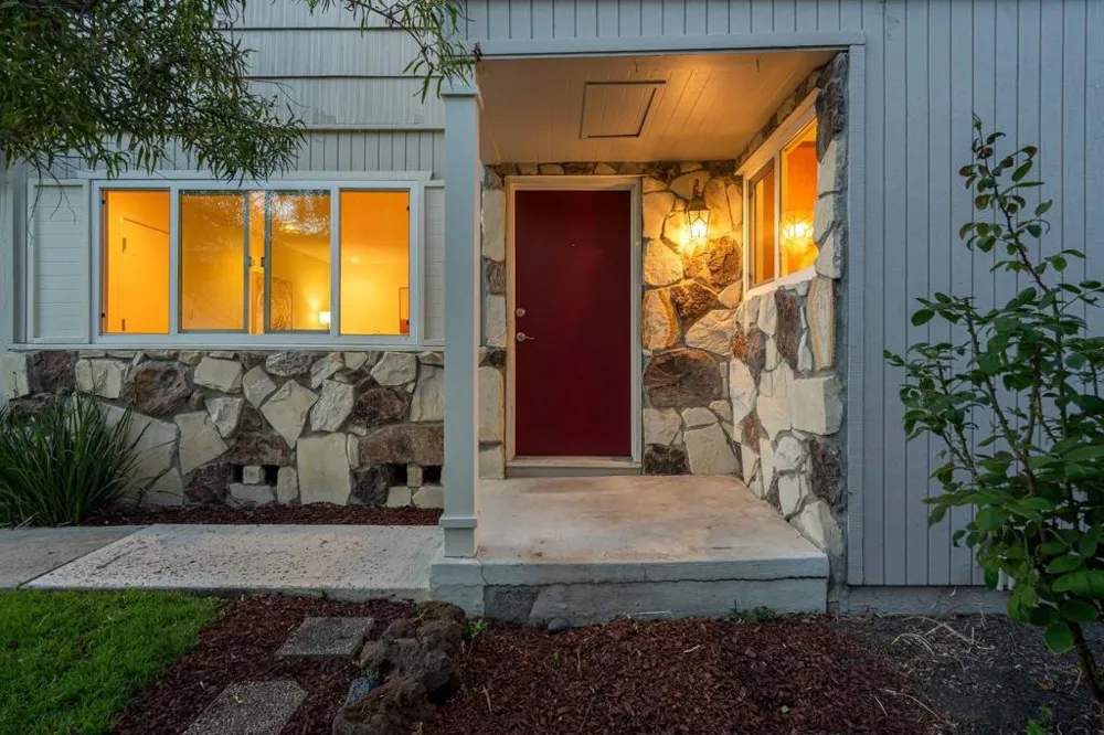 441 Poppy Place Mountain View, CA 94043