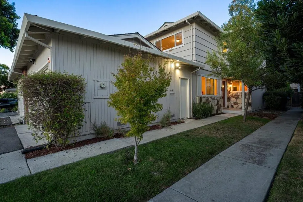 441 Poppy Place Mountain View, CA 94043