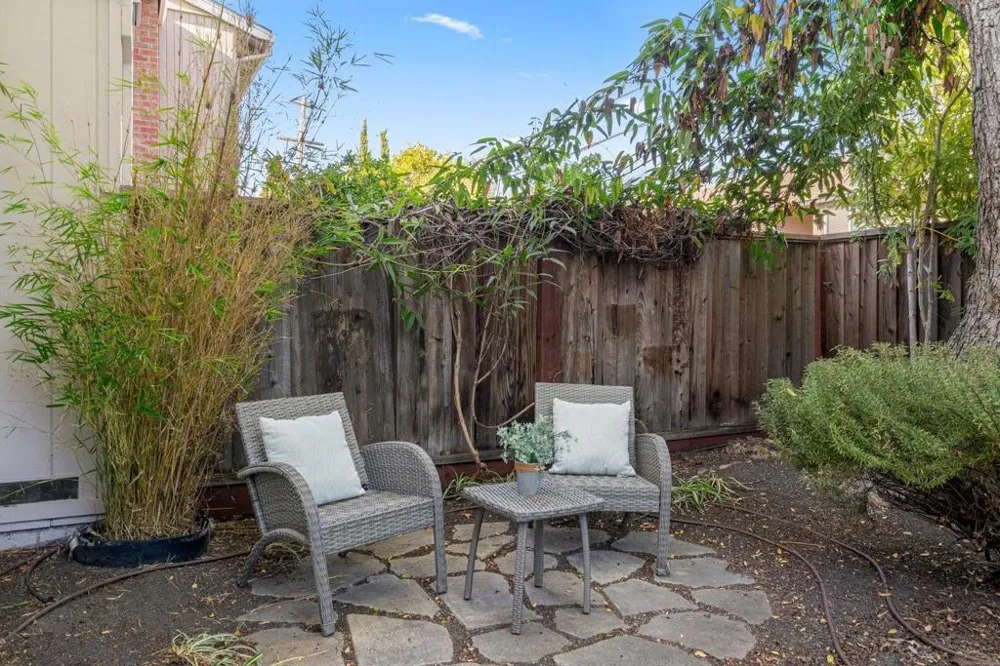 441 Poppy Place Mountain View, CA 94043