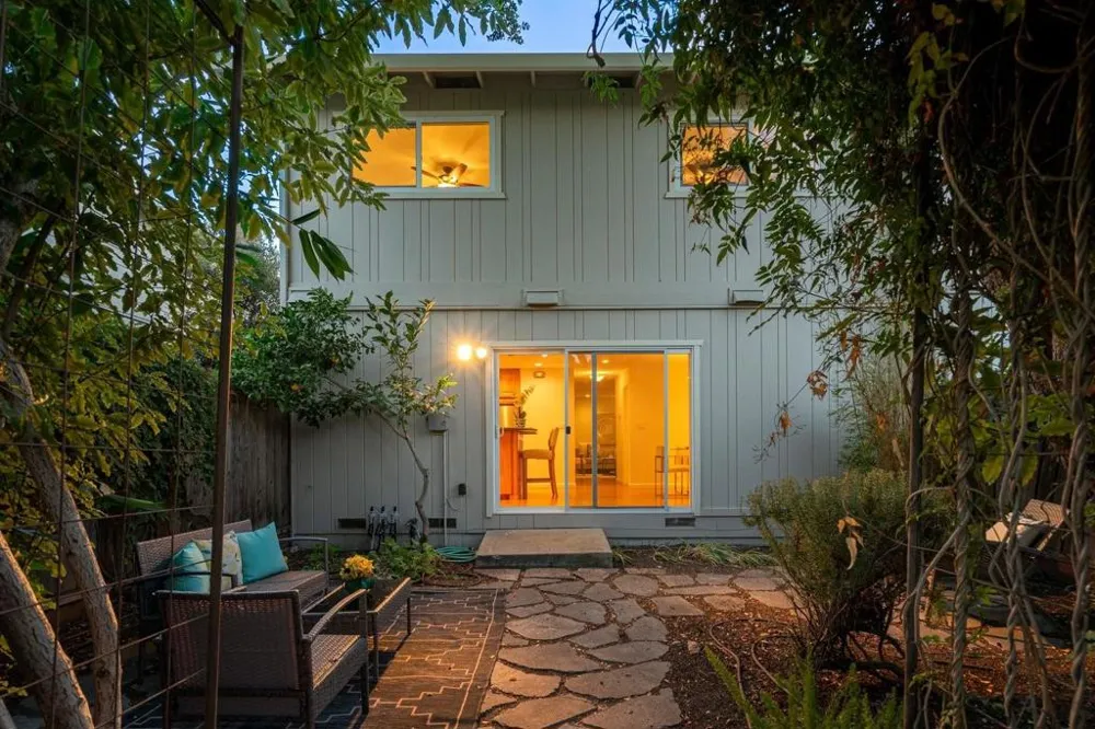 441 Poppy Place Mountain View, CA 94043