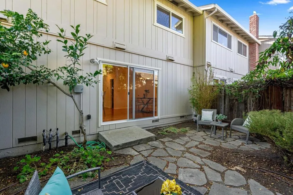 441 Poppy Place Mountain View, CA 94043