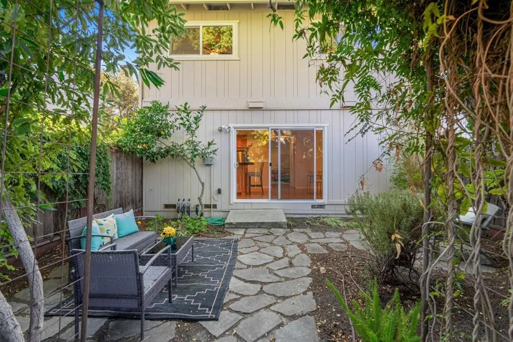 441 Poppy Place Mountain View, CA 94043