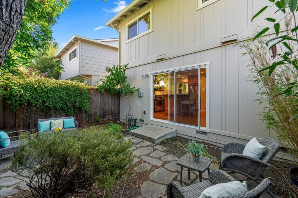 441 Poppy Place Mountain View, CA 94043