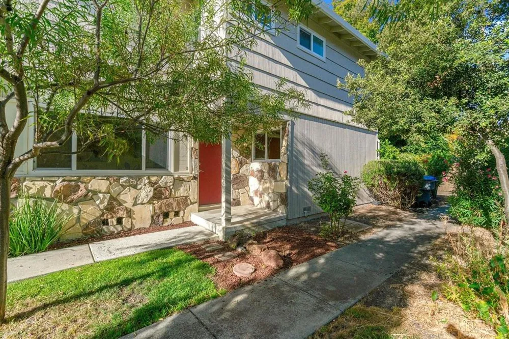 441 Poppy Place Mountain View, CA 94043