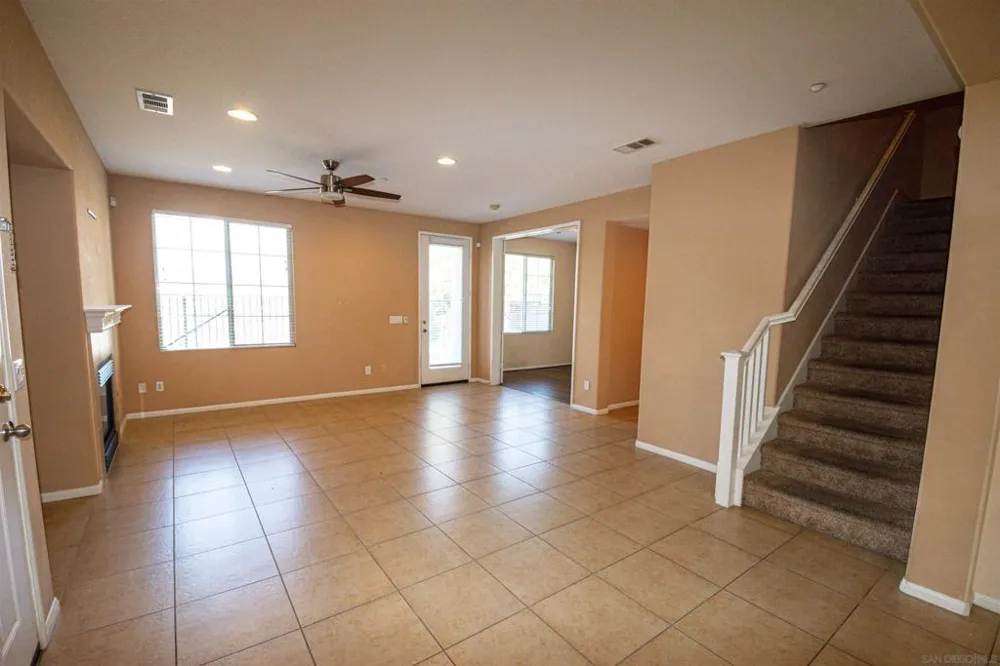 1733 Cripple Creek #4 Chula Vista, CA 91915