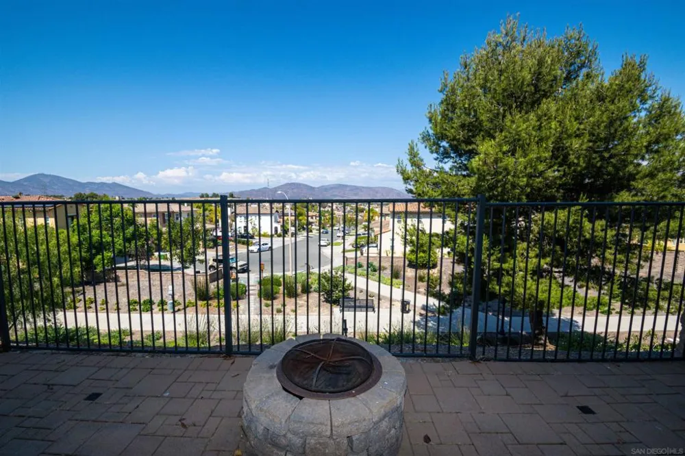1733 Cripple Creek #4 Chula Vista, CA 91915