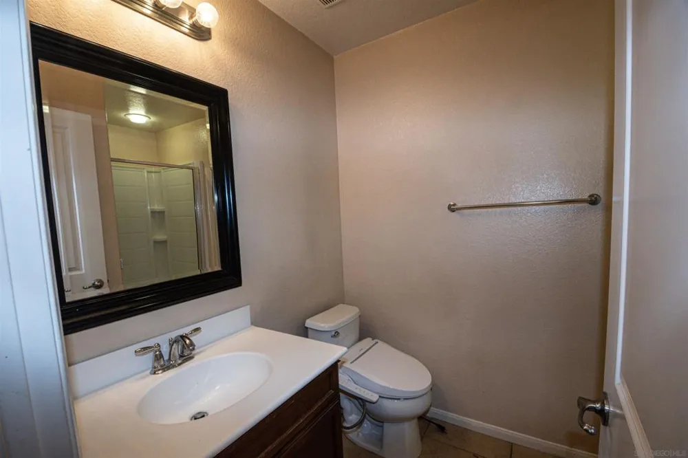 1733 Cripple Creek #4 Chula Vista, CA 91915