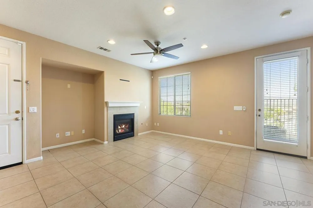 1733 Cripple Creek #4 Chula Vista, CA 91915