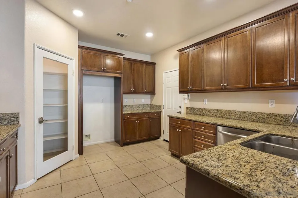 1733 Cripple Creek #4 Chula Vista, CA 91915