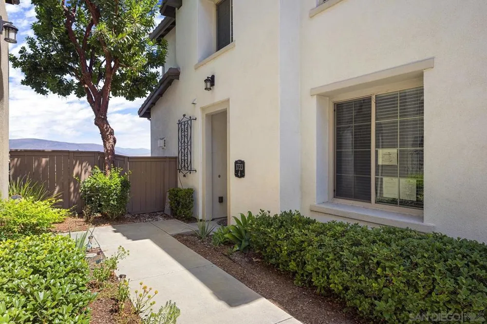 1733 Cripple Creek #4 Chula Vista, CA 91915