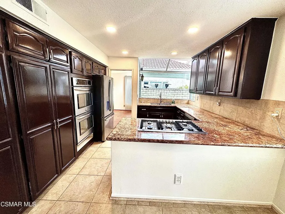 4543 Skidmore Court Moorpark, CA 93021