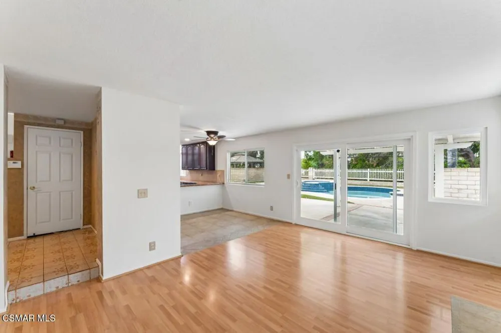 4543 Skidmore Court Moorpark, CA 93021