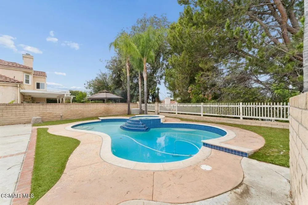 4543 Skidmore Court Moorpark, CA 93021