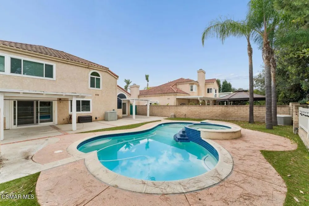 4543 Skidmore Court Moorpark, CA 93021