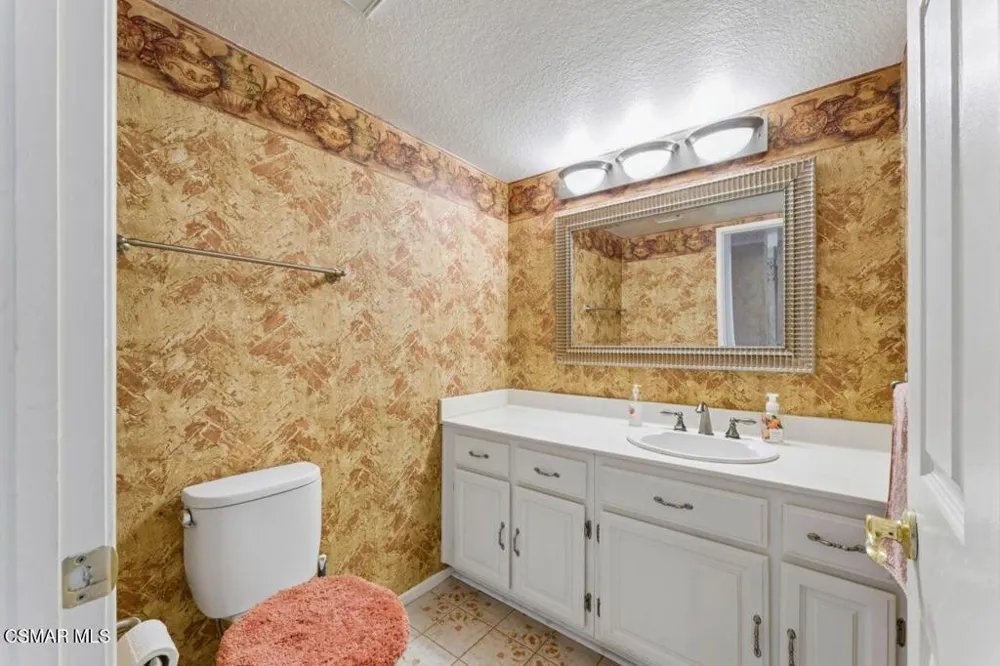 4543 Skidmore Court Moorpark, CA 93021