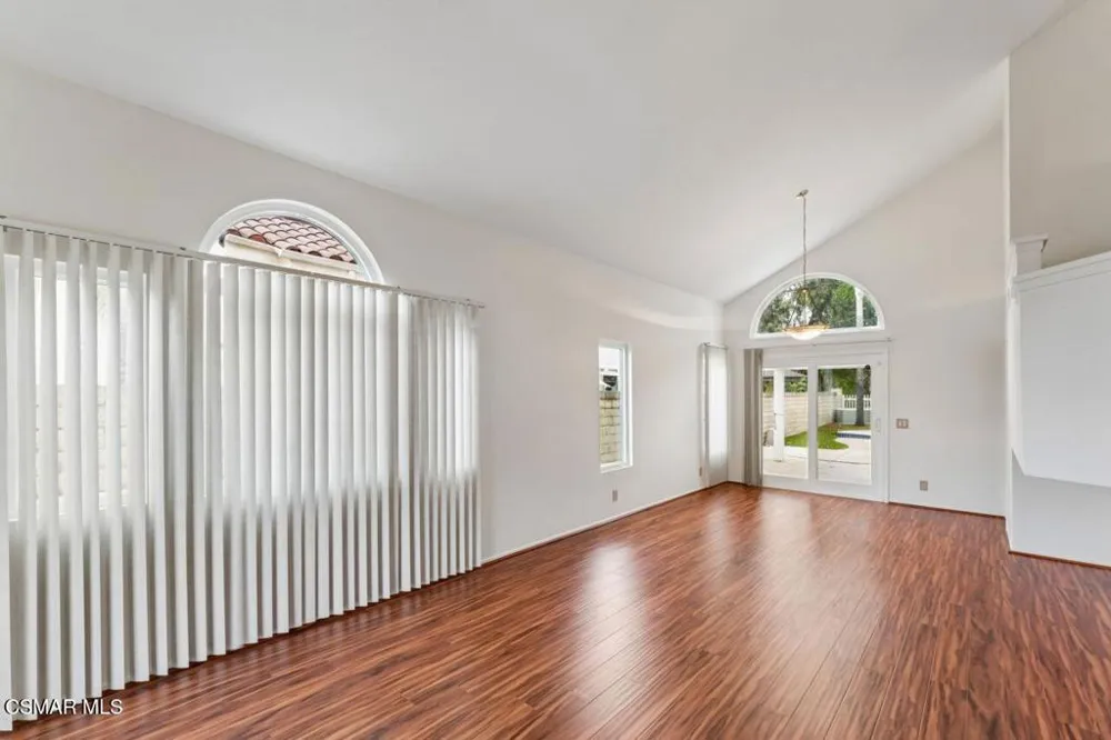 4543 Skidmore Court Moorpark, CA 93021