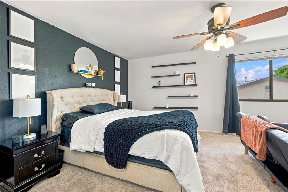 10234 Variel #5 Chatsworth, CA 91311