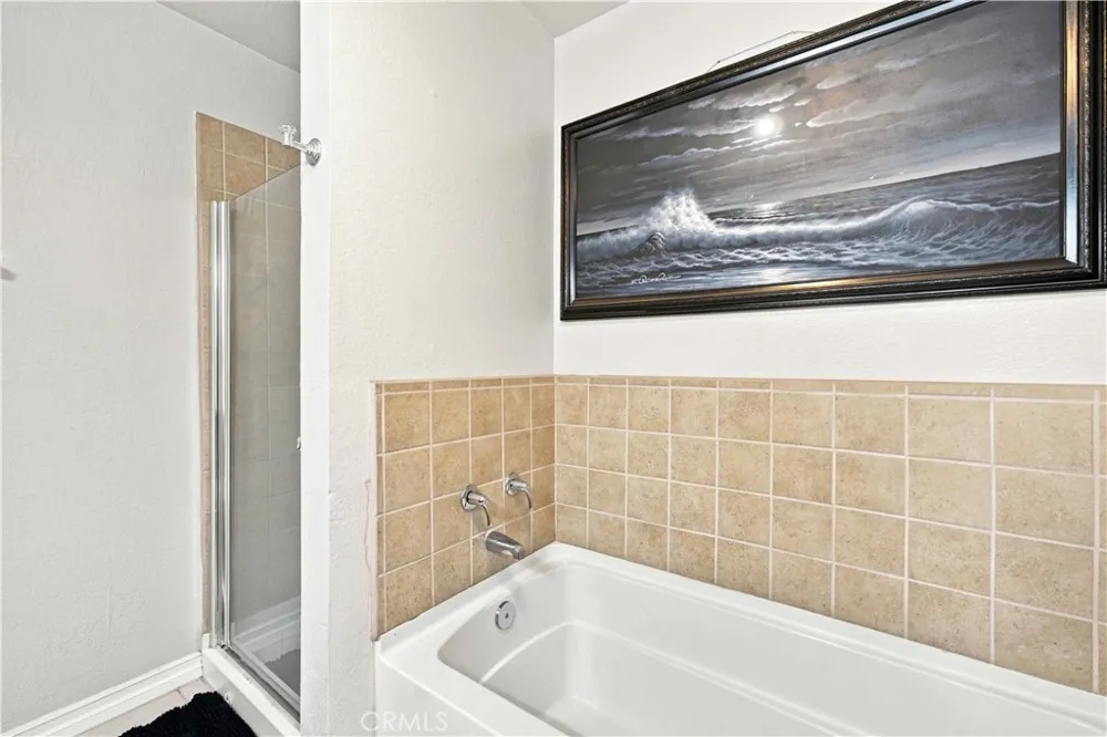 10234 Variel #5 Chatsworth, CA 91311