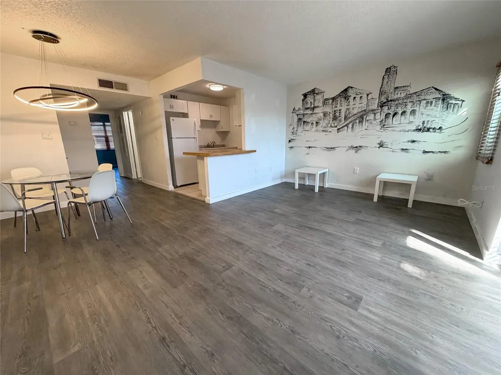 215 S MCMULLEN BOOTH ROAD #182 Clearwater, FL 33759