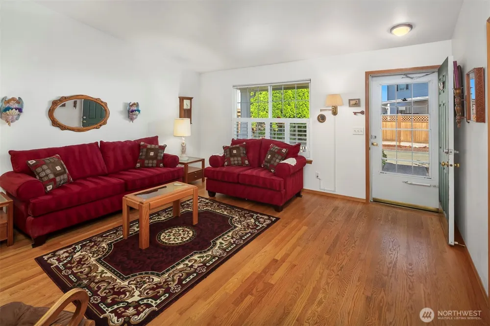 24321 119th Avenue SE Kent, WA 98030