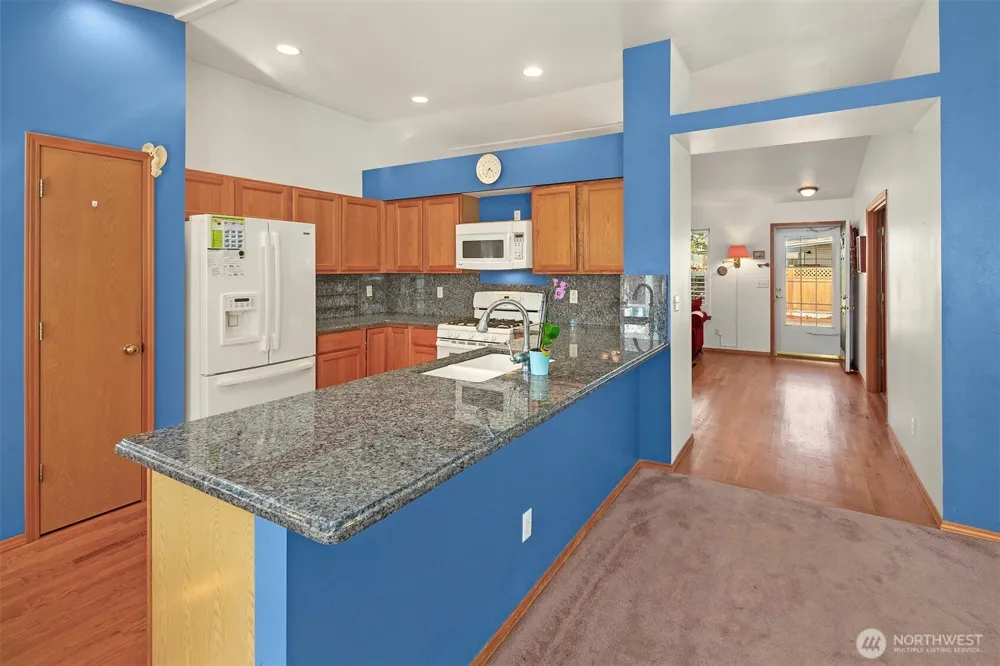 24321 119th Avenue SE Kent, WA 98030