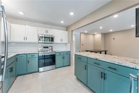 2411 Bronze Tree Drive