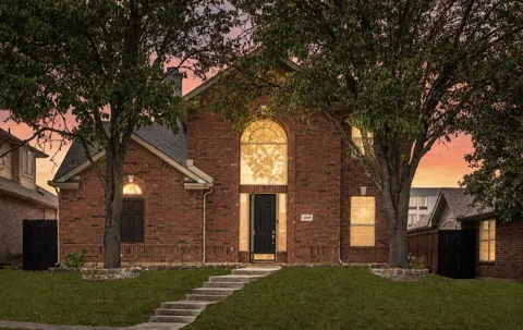 2809 Vail Drive