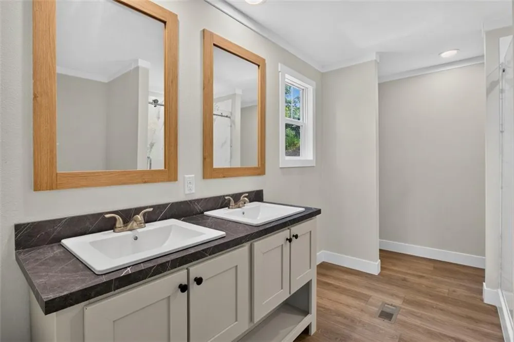 758 Upper Burris Road Canton, GA 30114