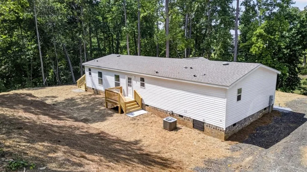 758 Upper Burris Road Canton, GA 30114