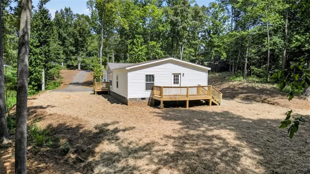 758 Upper Burris Road Canton, GA 30114