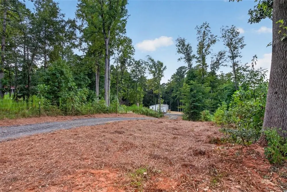 758 Upper Burris Road Canton, GA 30114