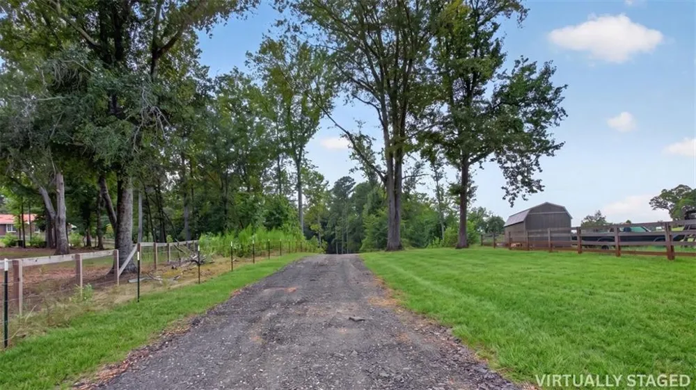 758 Upper Burris Road Canton, GA 30114