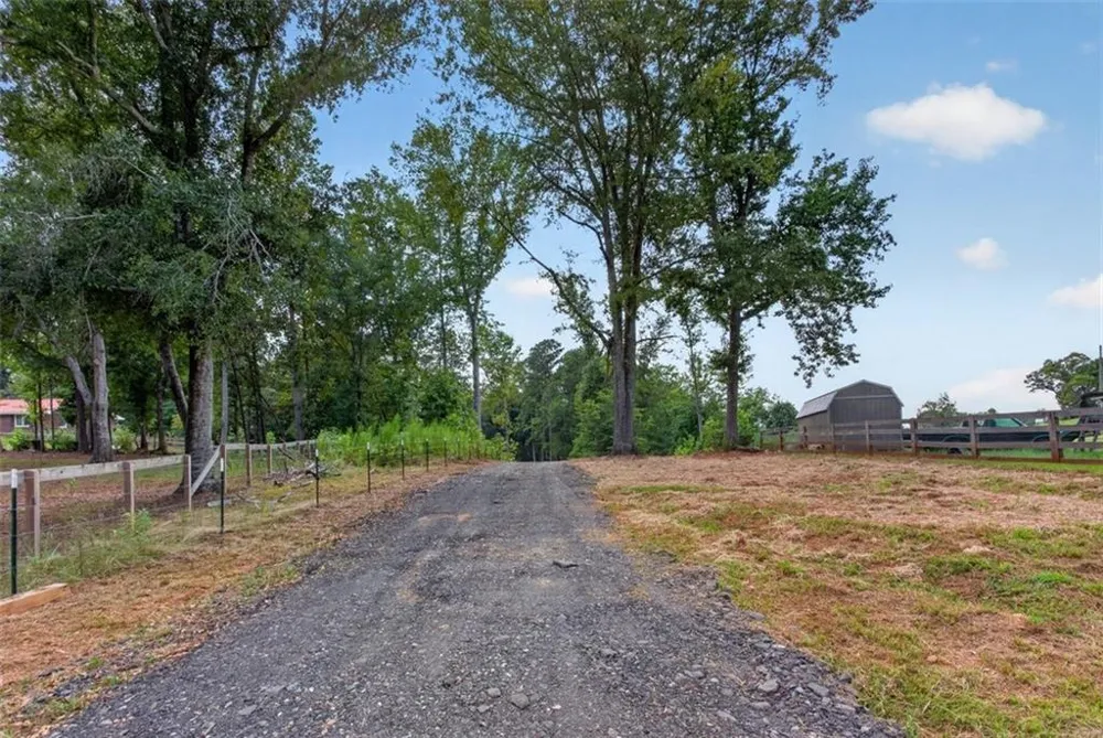 758 Upper Burris Road Canton, GA 30114